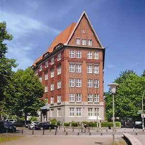 Preuss Im Dammtorpalais *** Hamburg