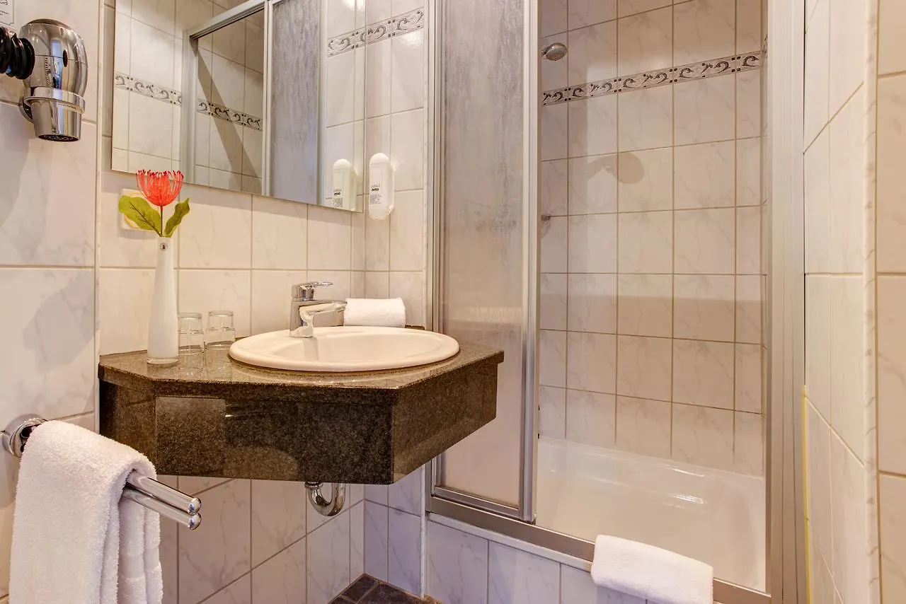 Hotel Elbinsel Free Parking Hamburgo 3*,  Alemania