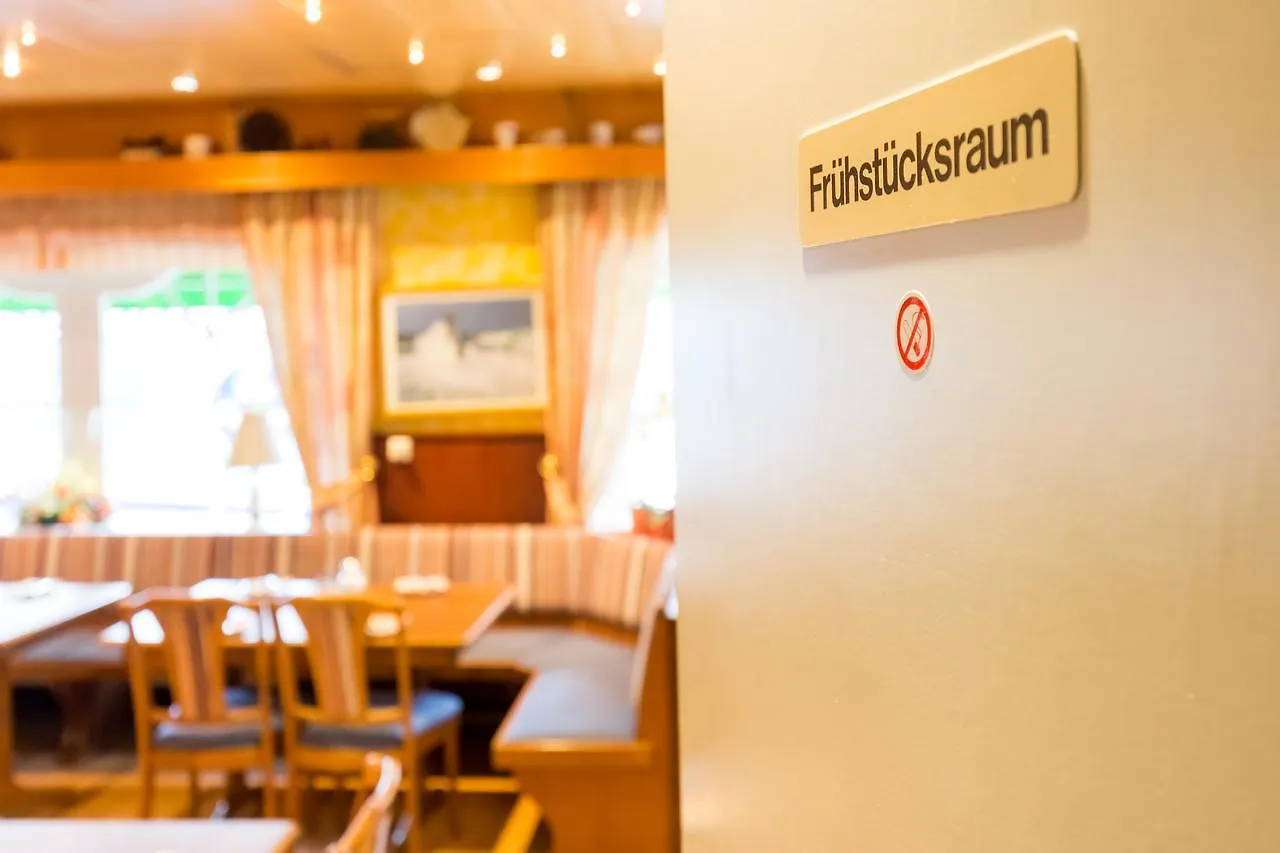 Hotel Elbinsel Free Parking Hamburg
