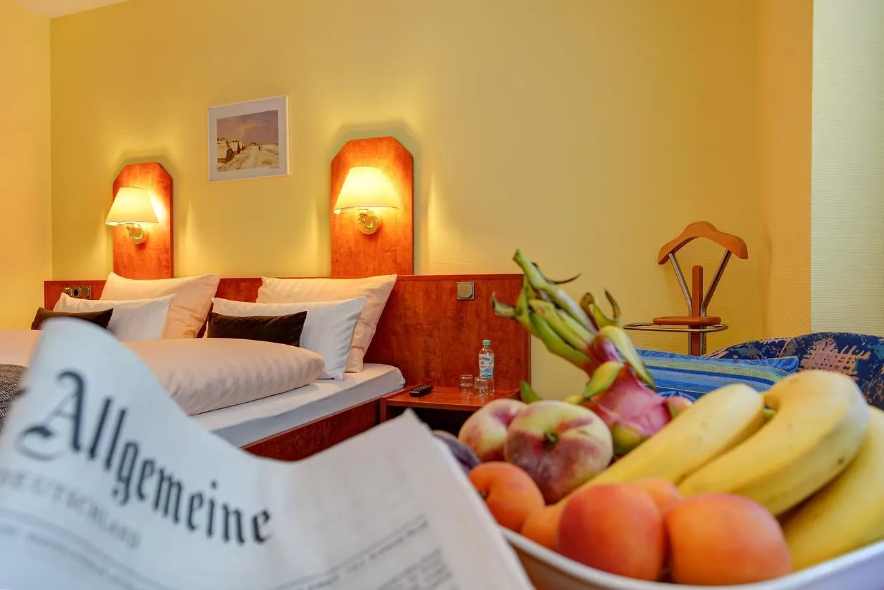 Hotel Elbinsel Free Parking Hamburg