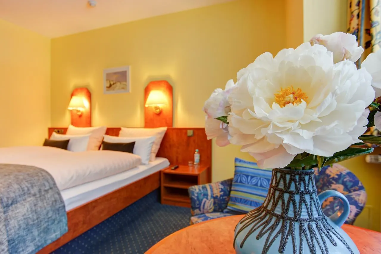Hotel Elbinsel Free Parking 3*, Hamburg Germany