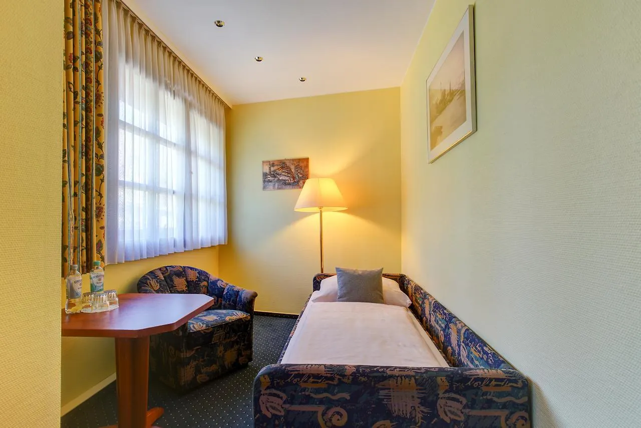 Hotel Elbinsel Free Parking  Hamburg